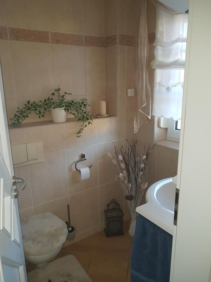 Gästezimmer im bewohnten EFH mit Pool und Garten Ziltendorf Exterior foto